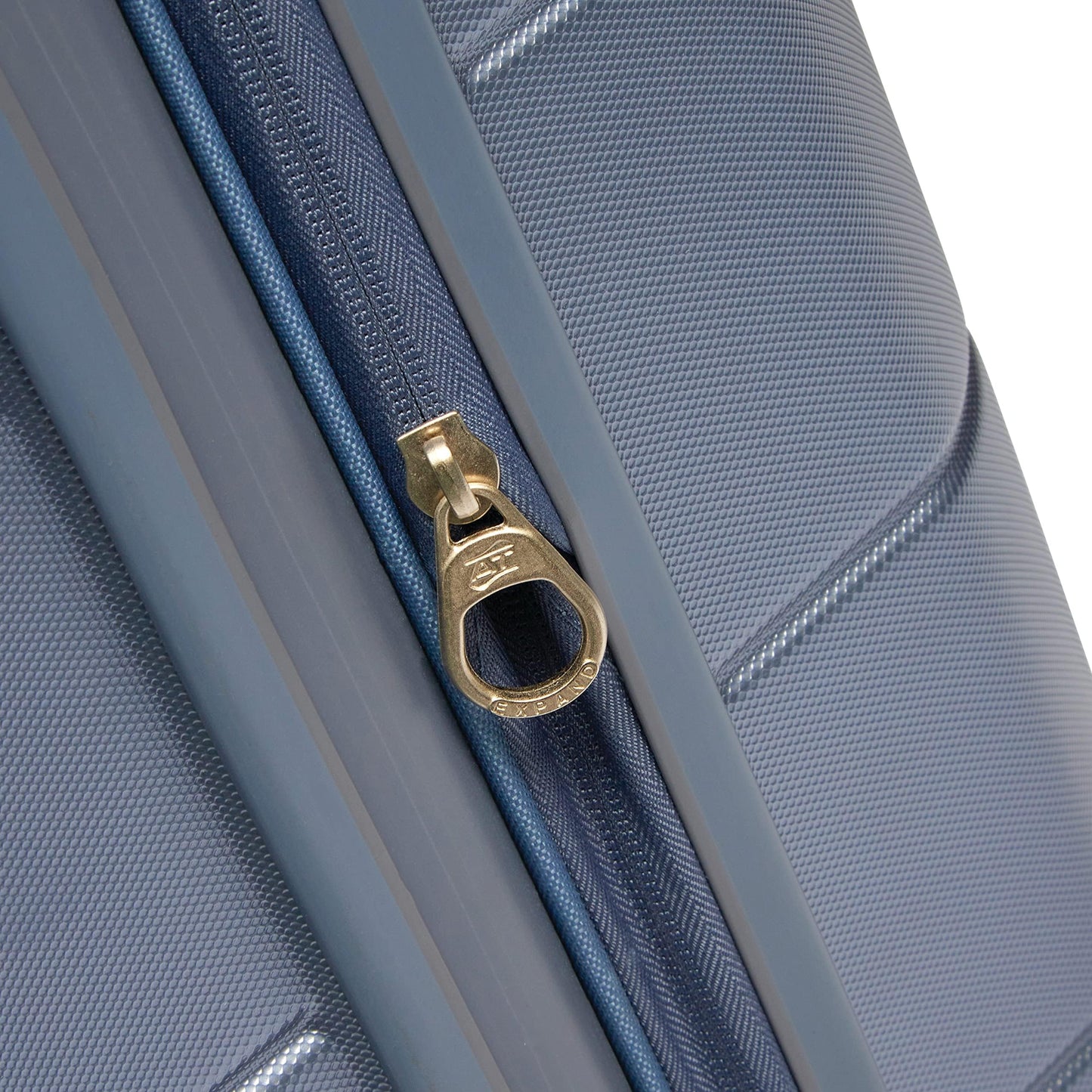 Full size luggage option